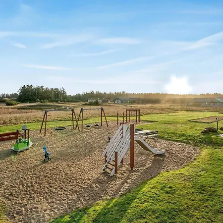 4 Star In * Løkken